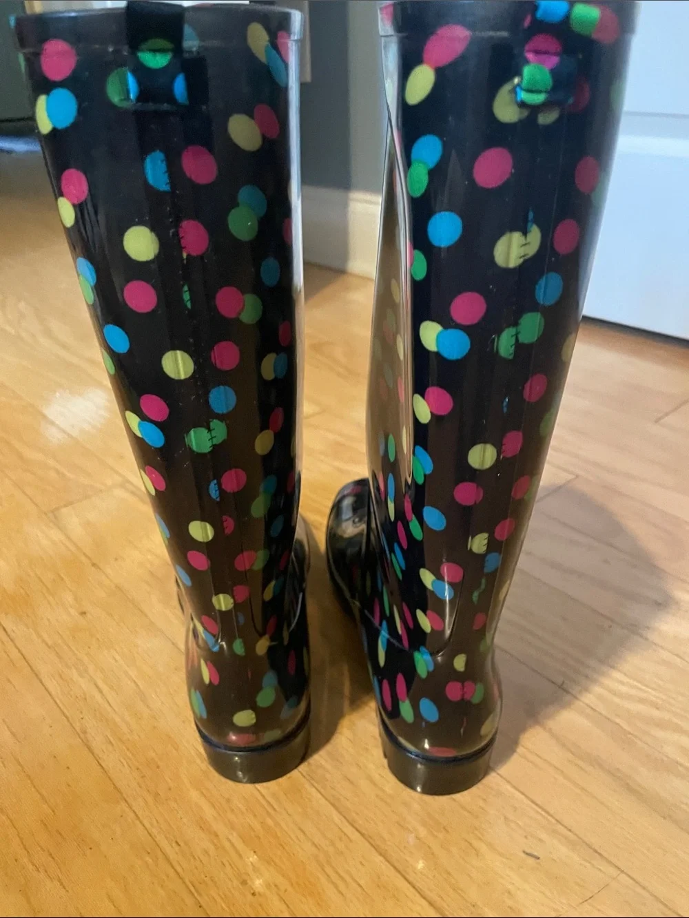 Capelli of New York black polka dot rain boots size 7 like new